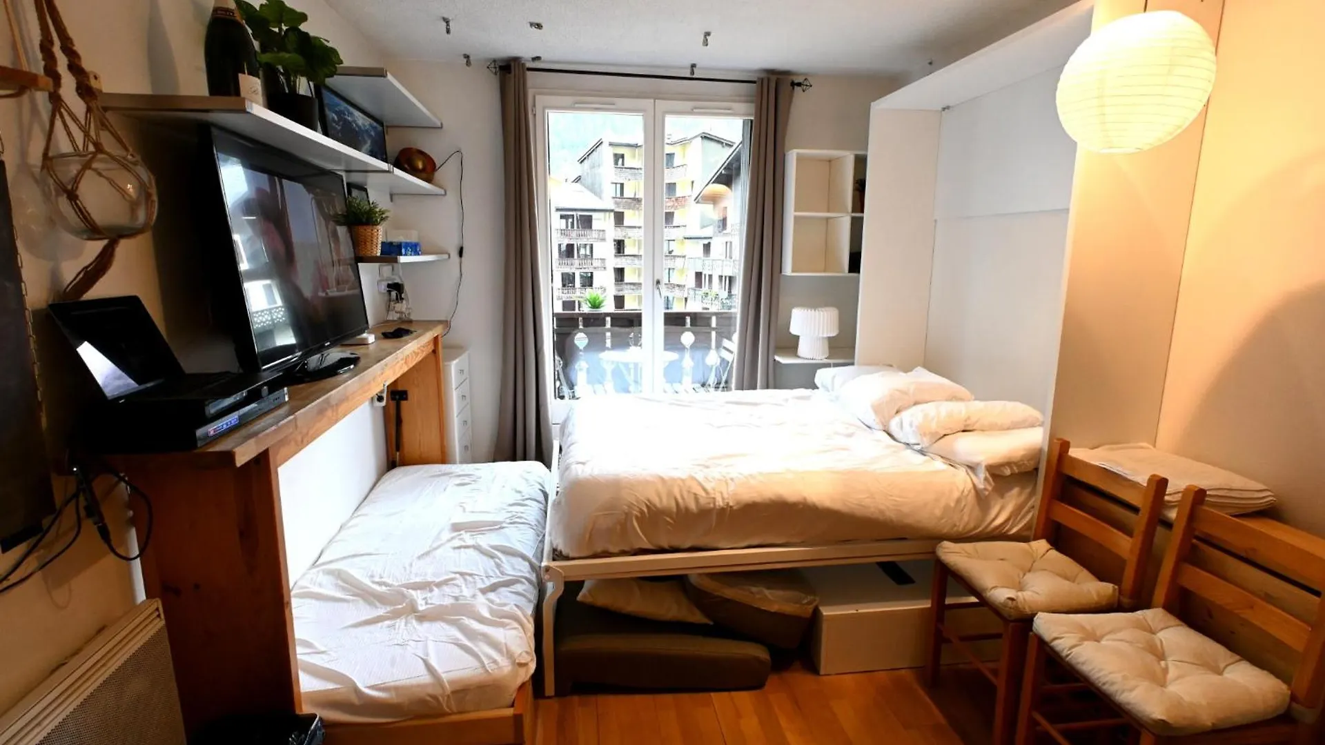 Cozy Chamonix Ski Studio With Mountain Views 0*,