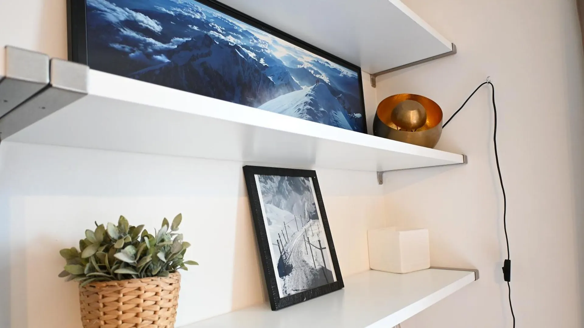 Cozy Chamonix Ski Studio With Mountain Views